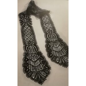 Spitzenschmuck für den Kopf - Mick Fouriscot