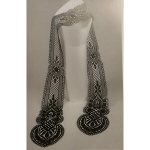 Spitzenschmuck für den Kopf - Mick Fouriscot