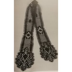 Spitzenschmuck für den Kopf - Mick Fouriscot