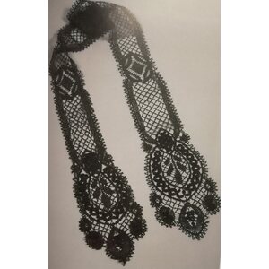 Spitzenschmuck für den Kopf - Mick Fouriscot